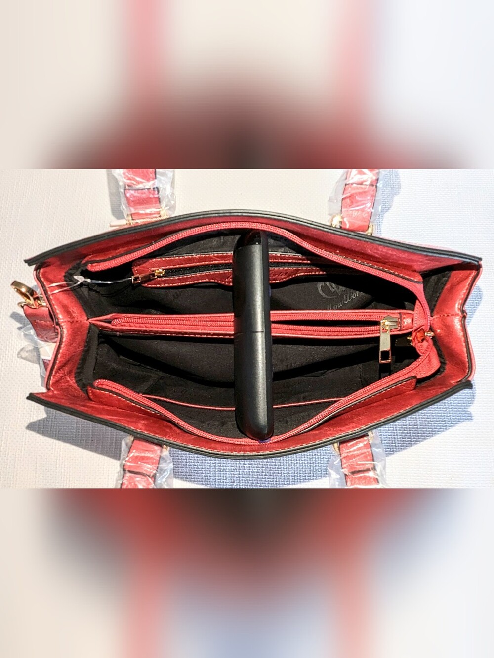 Cross Body Handbag - Picture 6 of 7